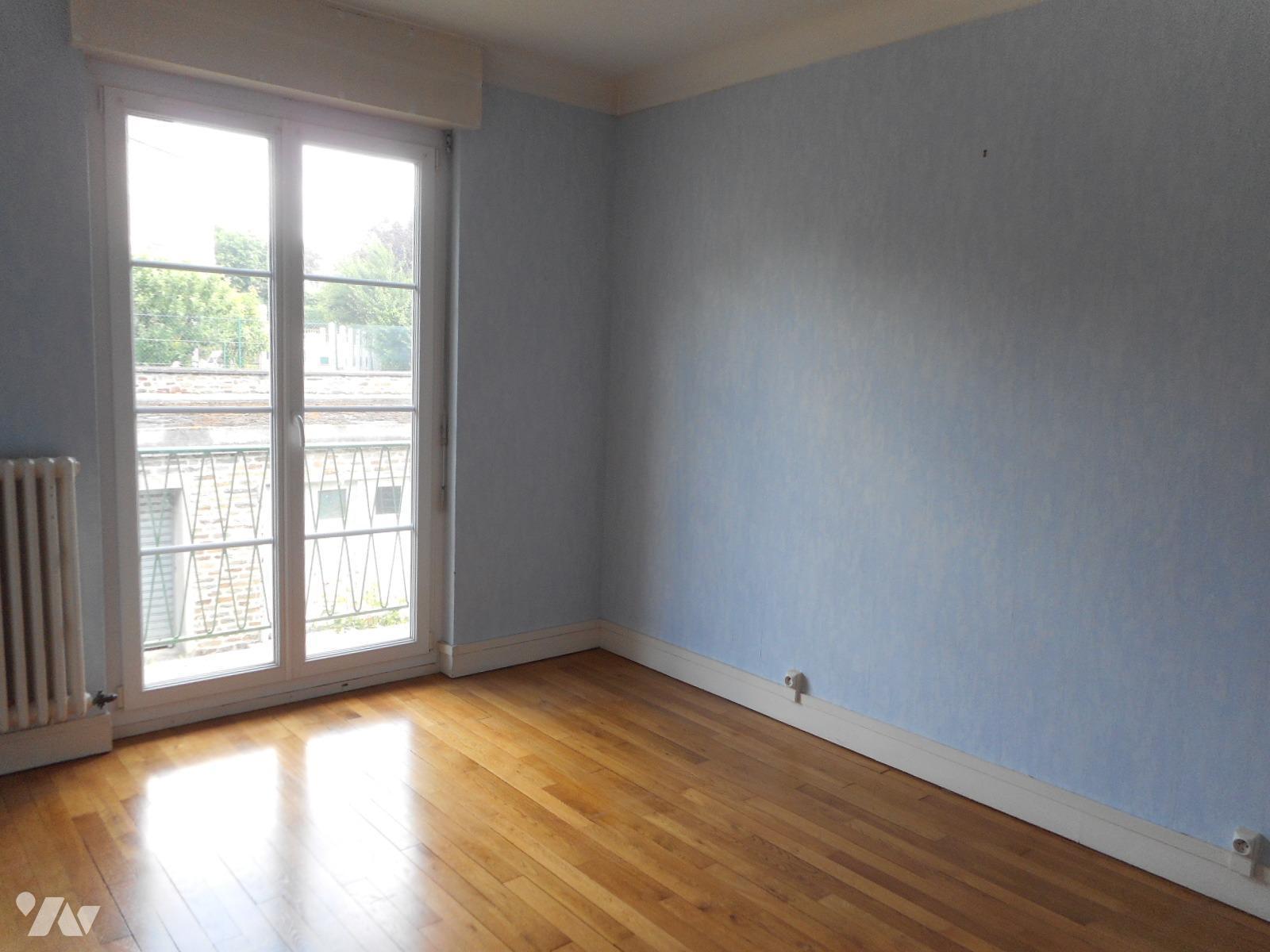 LOCATION appartement-CONDE SUR NOIREAU (14)