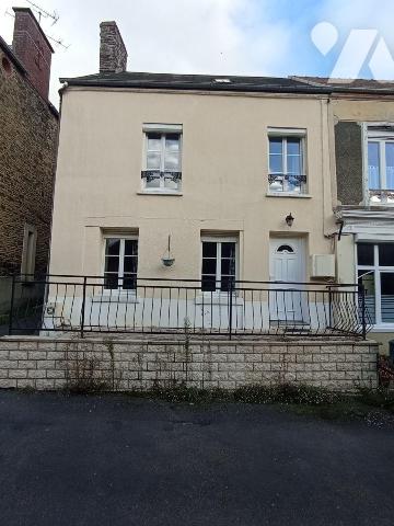 Maison 4 pièces 97 m² · à Pont-d'Ouilly · 97 m² · 106 000 €