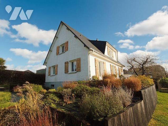 Maison 6 pièces 141 m² · à Condé-en-Normandie · 141 m² · 214 675 €