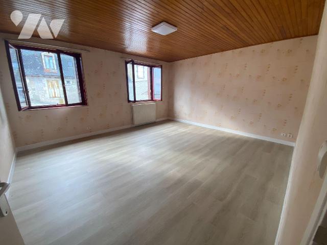 Maison 4 pièces 105 m² · à Mauriac · 105 m² · 85 000 €
