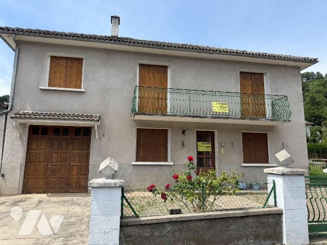 Maison 6 pièces 110 m² · à Saint-Martin-Valmeroux · 110 m² · 90 000 €