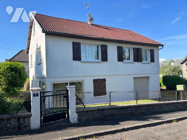 Maison 6 pièces 105 m² · à Mauriac · 105 m² · 92 450 €