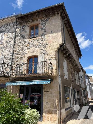 Com Pleaux · 115 000 €