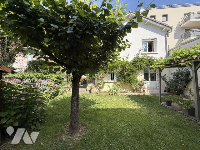 Maison 5 pièces 110 m² · à Aurillac · 110 m² · 250 000 €