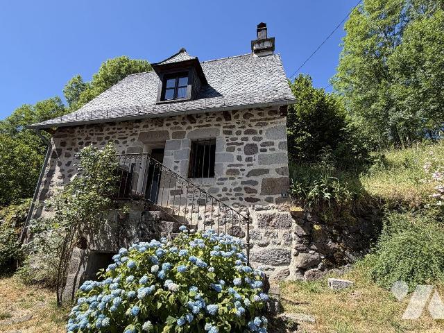 Maison 37m² — Mandailles-Saint-Julien