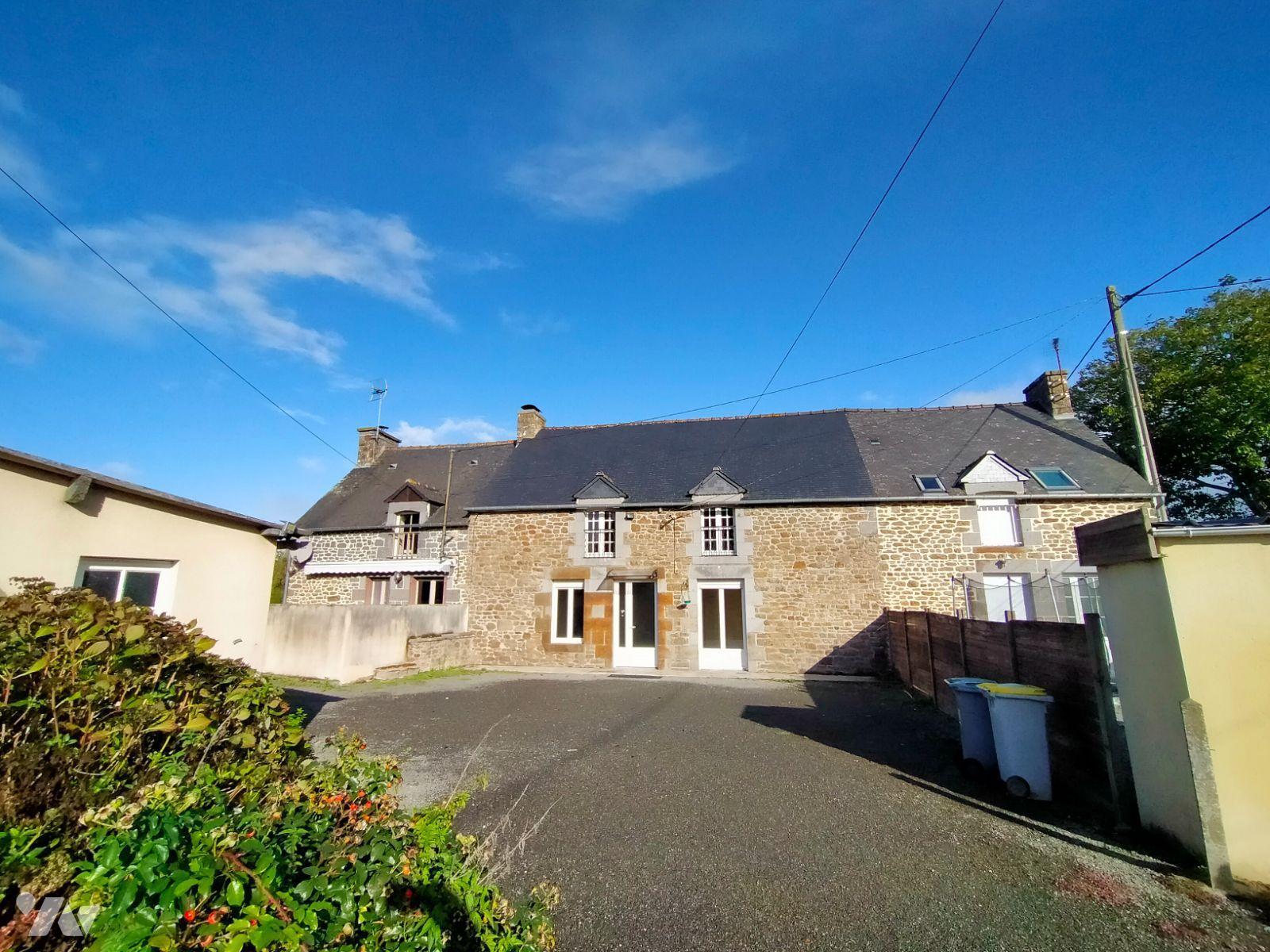 Maison 5 pièces 92 m² · au Tronchet · 92 m² · 150 000 €