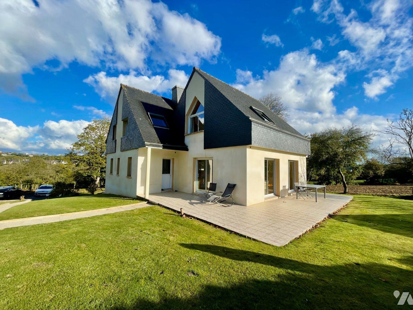 Maison 6 pièces 167 m² · à Lannion · 167 m² · 490 000 €