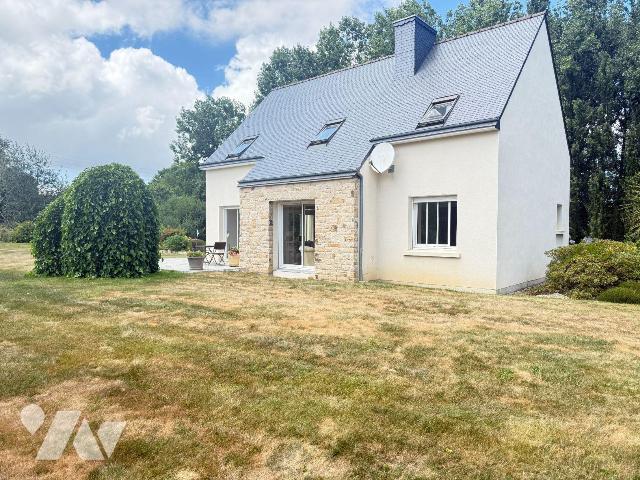 Vente - Maison / villa - PLOUEGAT GUERAND - 165 m² - 7 pièces - 22095/22095MAIS226