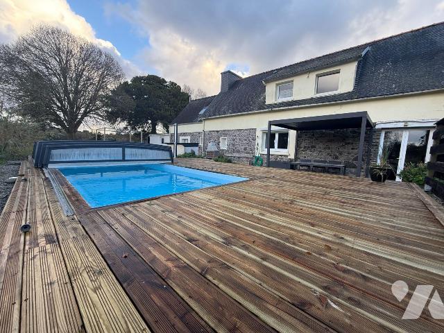 Maison 8 pièces 130 m² · à Plestin-les-Grèves · 130 m² · 335 000 €