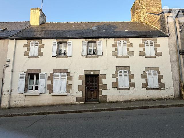 Maison 6 pièces 193 m² · à Plestin-les-Grèves · 193 m² · 90 000 €