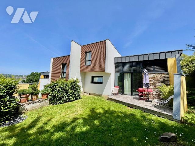 Maison 9 pièces 224 m² · à Lannion · 224 m² · 575 000 €