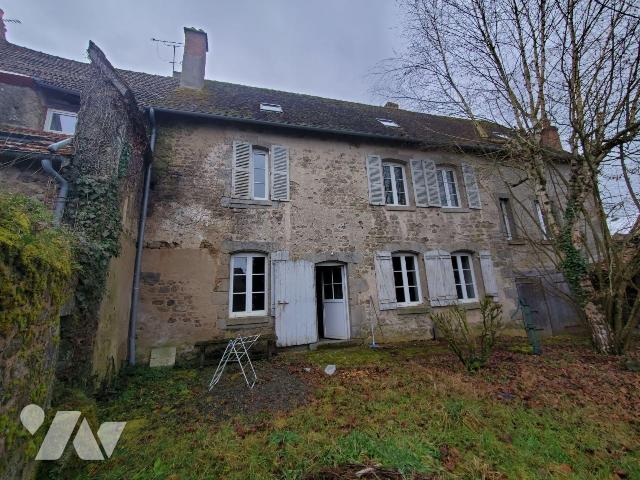 Immeuble 192 m² · à Ahun · 192 m² · 174 250 €