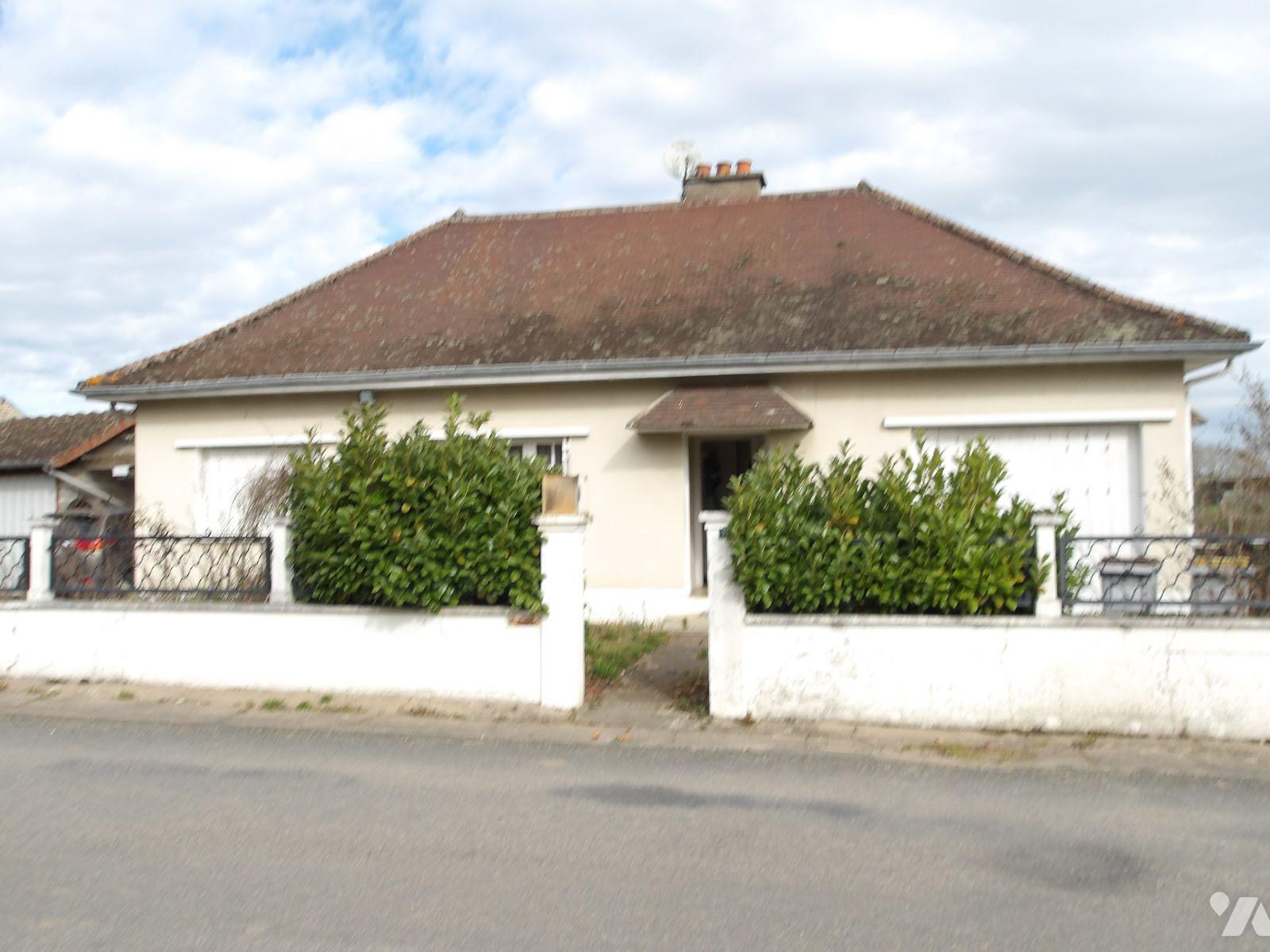 Maison 6 pièces 76 m² · à Clugnat · 76 m² · 55 000 €