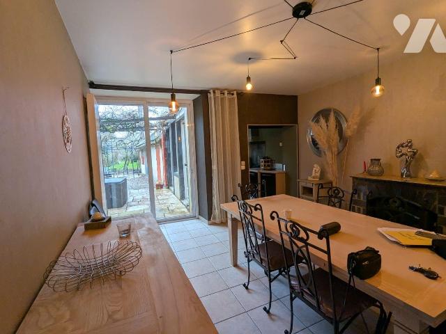 Maison 6 pièces 209 m² · à Nogent-le-Rotrou · 209 m² · 335 000 €