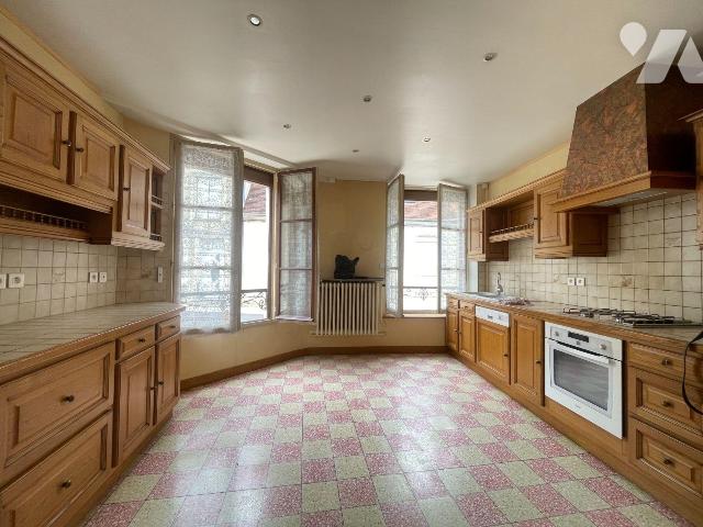 Maison 141 m² · à Authon-du-Perche · 141 m² · 110 000 €