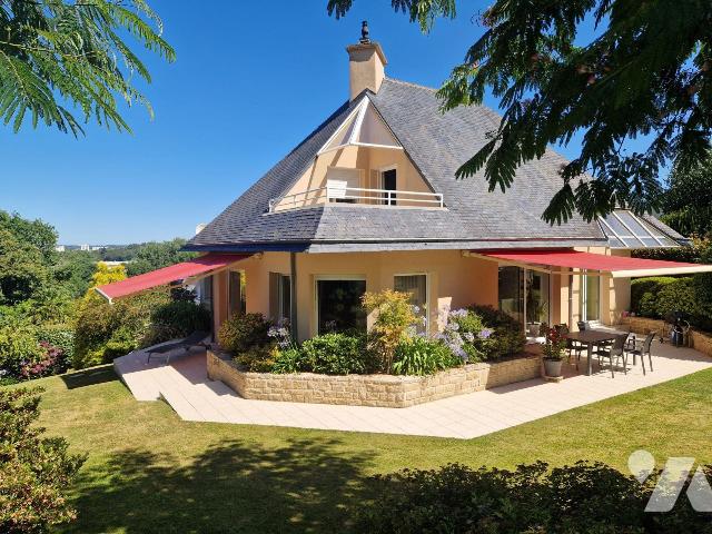 Vente - Maison / villa - QUIMPER - 155 m² - 6 pièces - 29001/001/1611