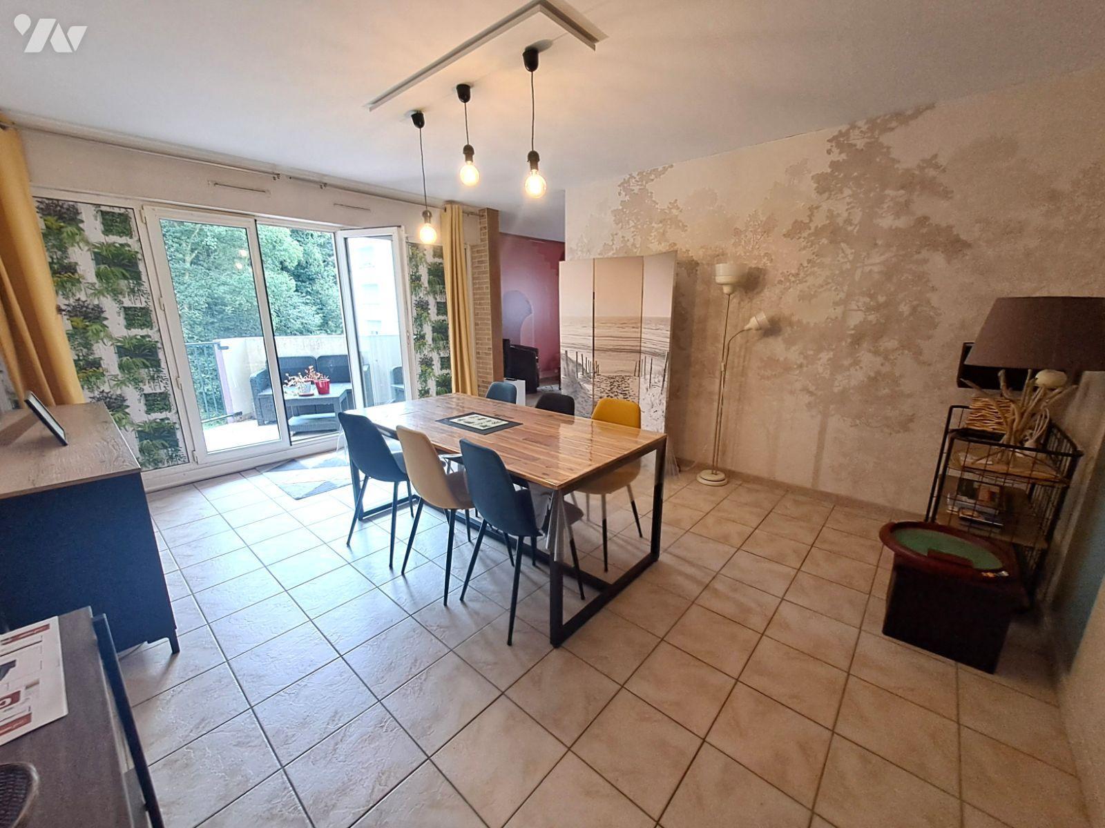 Appartement 4 pièces 74 m² · à Quimper · 74 m² · 90 000 €