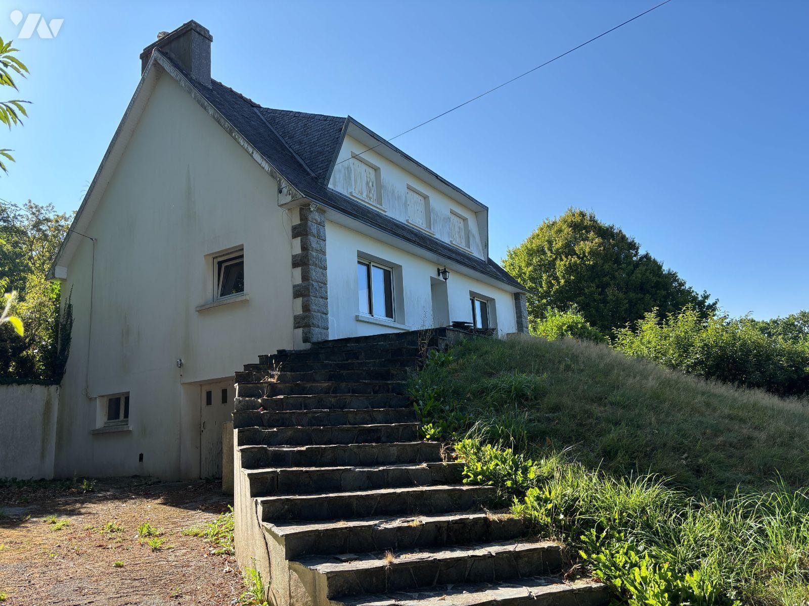 Maison 5 pièces 100 m² · à Landrévarzec · 100 m² · 160 000 €