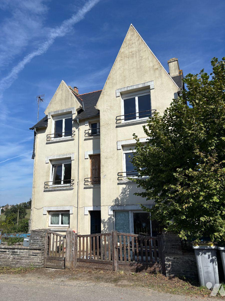 Maison 8 pièces 120 m² · à Lothey · 120 m² · 120 000 €