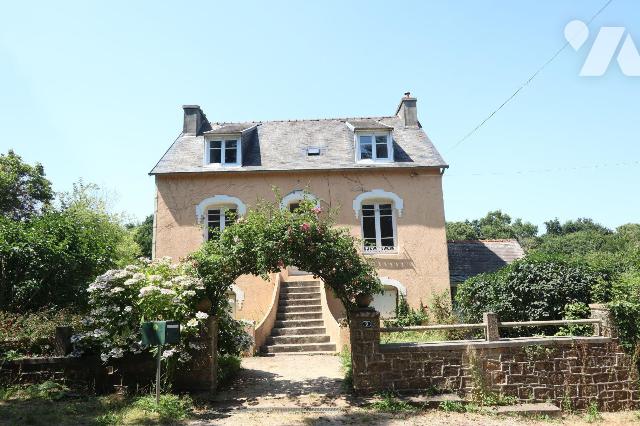 Maison 6 pièces 158 m² · à Logonna-Daoulas · 158 m² · 310 000 €