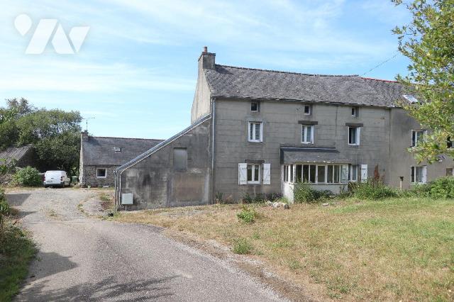 Maison 4 pièces 113 m² · à Dirinon · 113 m² · 130 000 €