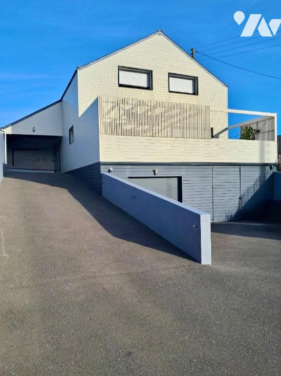 Maison 7 pièces 130 m² · à Lannilis · 130 m² · 495 000 €