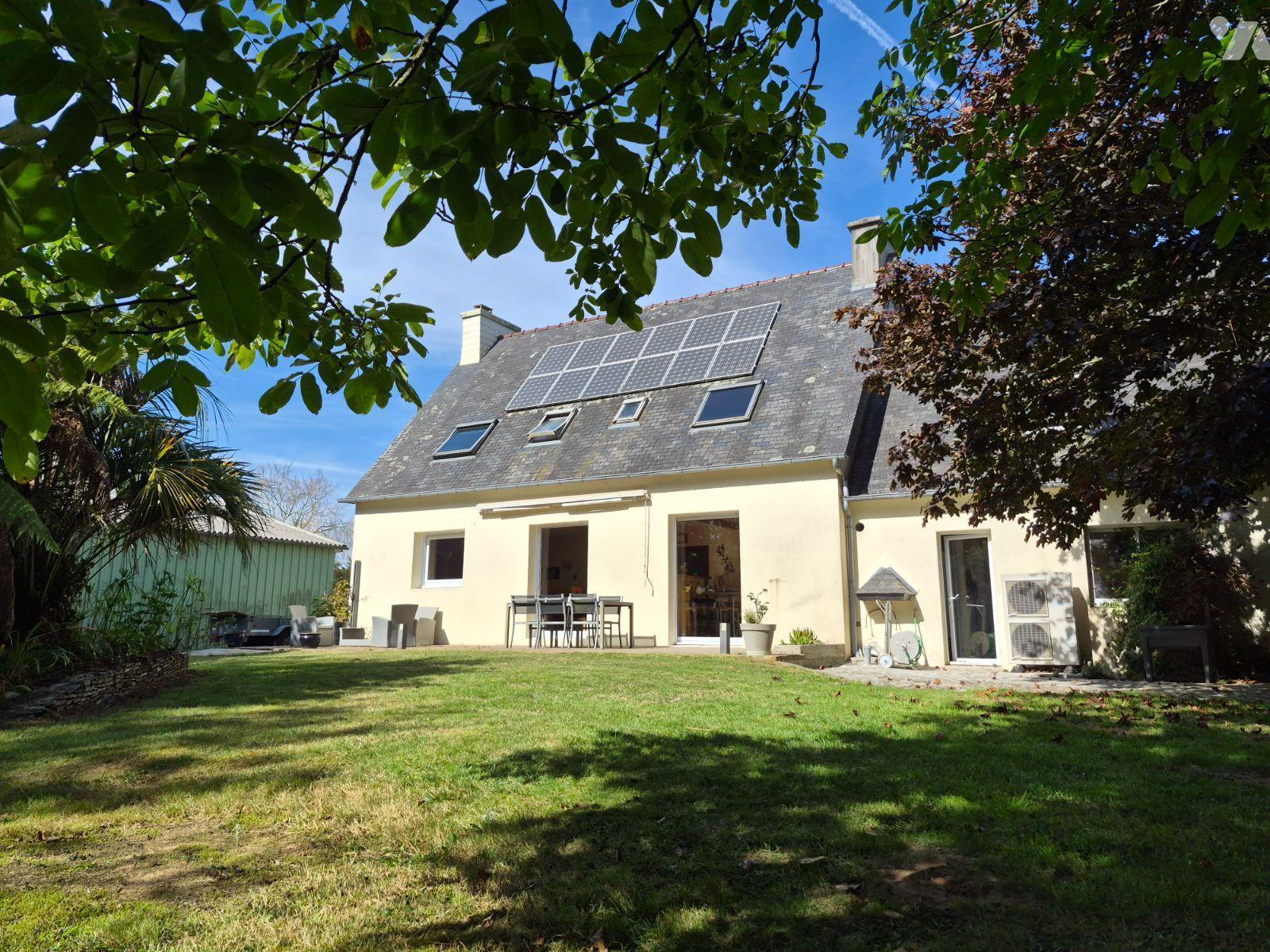 Maison 6 pièces 134 m² · à Kernilis · 134 m² · 295 000 €