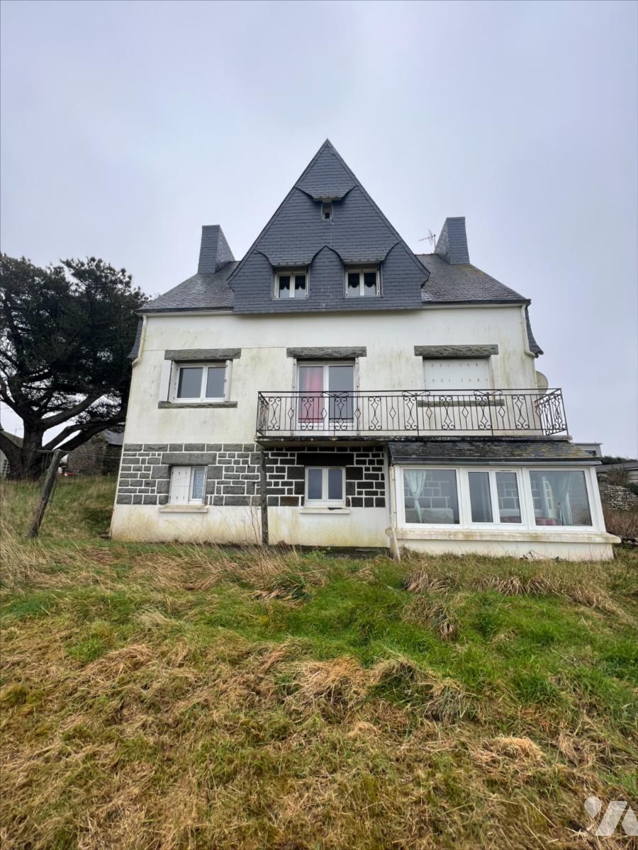 Maison 6 pièces 170 m² · à Plomodiern · 170 m² · 270 000 €