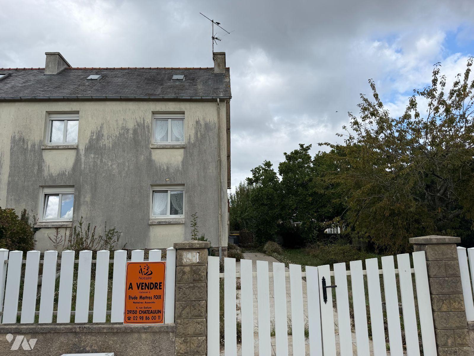 Maison 73 m² · à Dinéault · 73 m² · 80 000 €