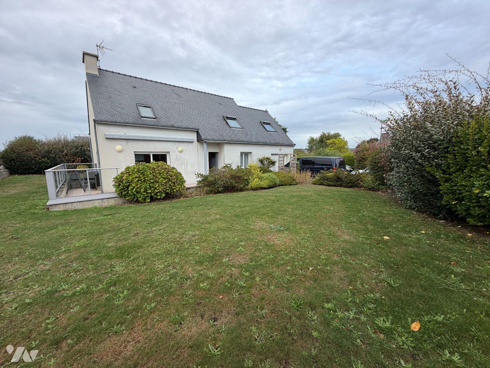 Maison 5 pièces 120 m² · à Ploéven · 120 m² · 270 000 €