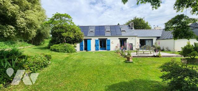 Maison 6 pièces 127 m² · à Guerlesquin · 127 m² · 255 000 €