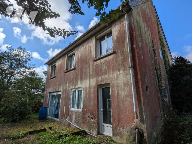 Maison 118m² — Locunolé