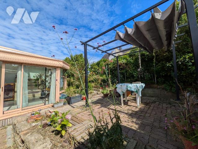 Maison 121 m² · à Lorient · 121 m² · 240 000 €
