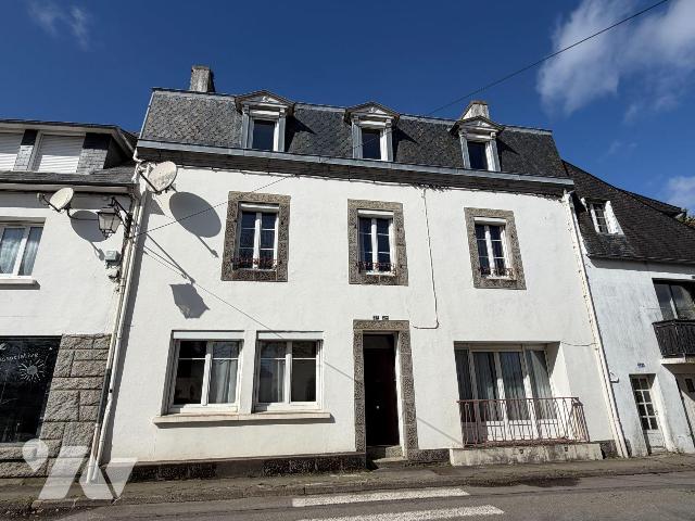 Maison 7 pièces 220 m² · à Riec-sur-Bélon · 220 m² · 185 000 €