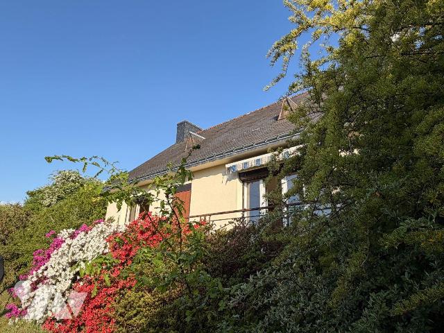 Maison 5 pièces 109 m² · à Scaër · 109 m² · 125 000 €