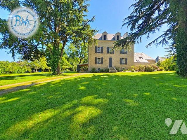 Maison 7 pièces 241 m² · à Plouay · 241 m² · 700 000 €