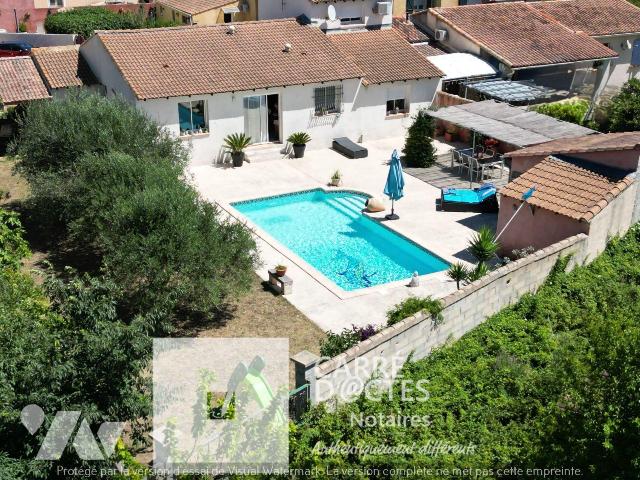 Maison 5 pièces 136 m² · à Clarensac · 136 m² · 435 000 €