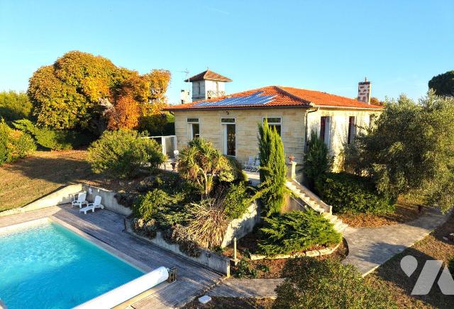 Maison 6 pièces 214 m² · à Pompignac · 214 m² · 631 250 €