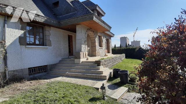Maison 6 pièces 159 m² · à Rennes · 159 m² · 600 000 €