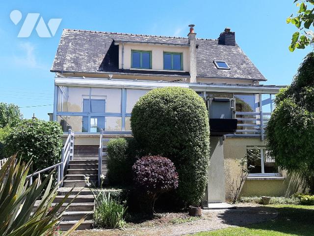Maison 7 pièces 193 m² · à Montfort-sur-Meu · 193 m² · 350 000 €