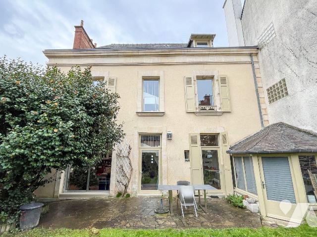 Maison 8 pièces 183 m² · à Rennes · 183 m² · 1 100 000 €