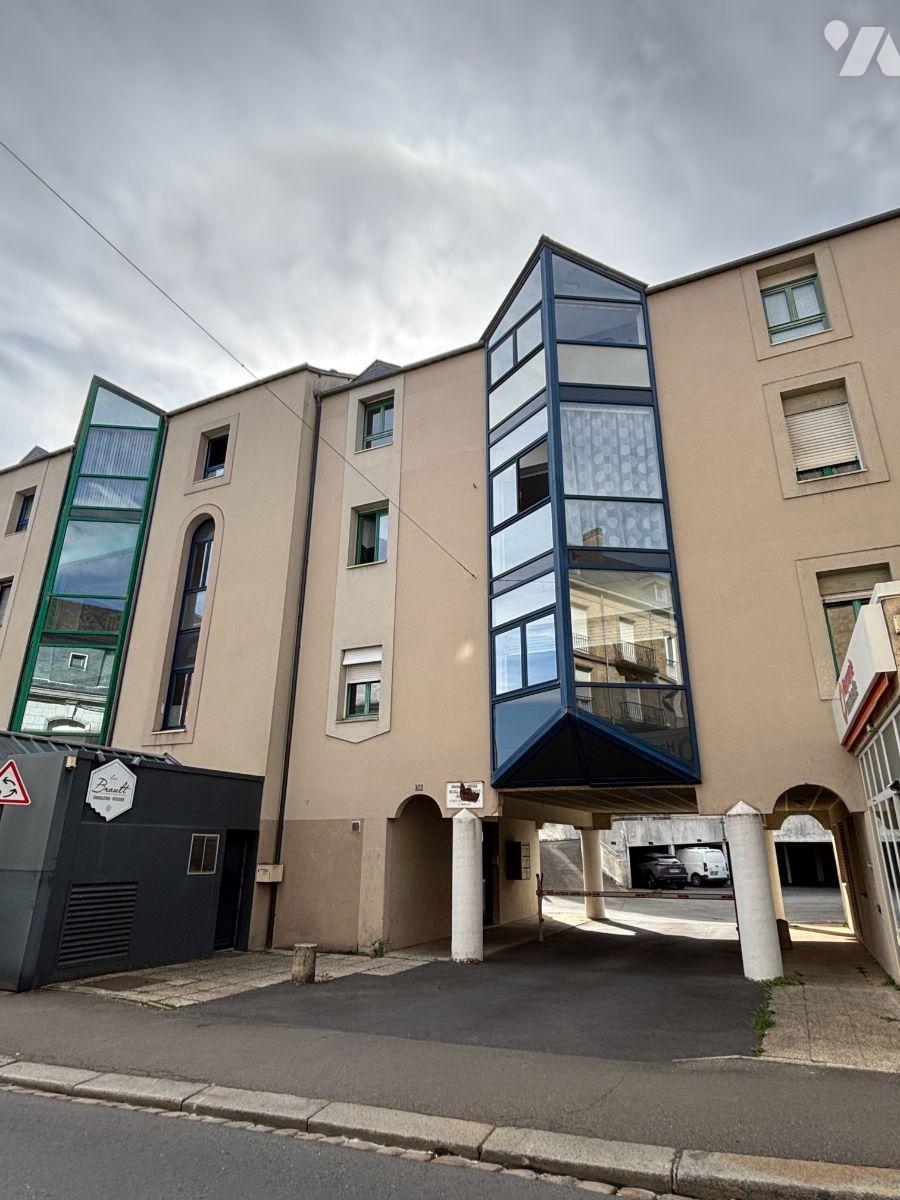 Appartement 5 pièces 108 m² · à Fougères · 108 m² · 840 €/mois