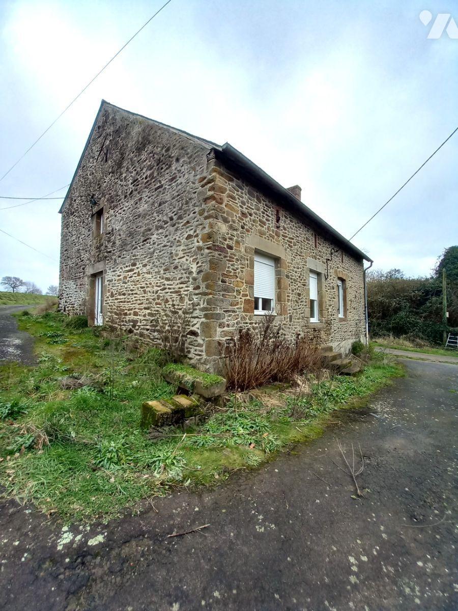 Maison 4 pièces 89 m² · à Montenay · 89 m² · 40 000 €