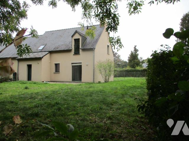 Maison 93m² — Romagné