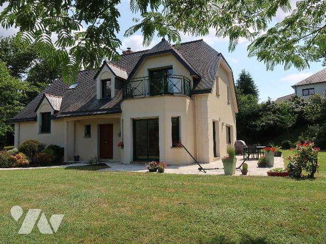 Maison 8 pièces 165 m² · à Vignoc · 165 m² · 470 000 €