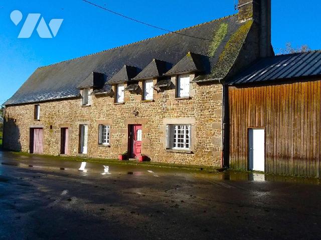Maison 15 pièces 167 m² · à Bazouges-la-Pérouse · 167 m² · 290 000 €
