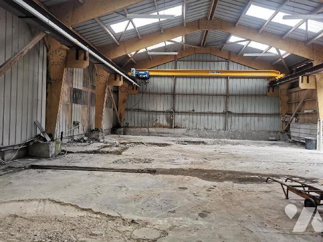 Com 800 m² Bazouges-la-Pérouse · 800 m² · 150 000 €