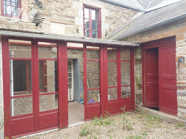 Maison 5 pièces 96 m² · à Bazouges-la-Pérouse · 96 m² · 110 000 €