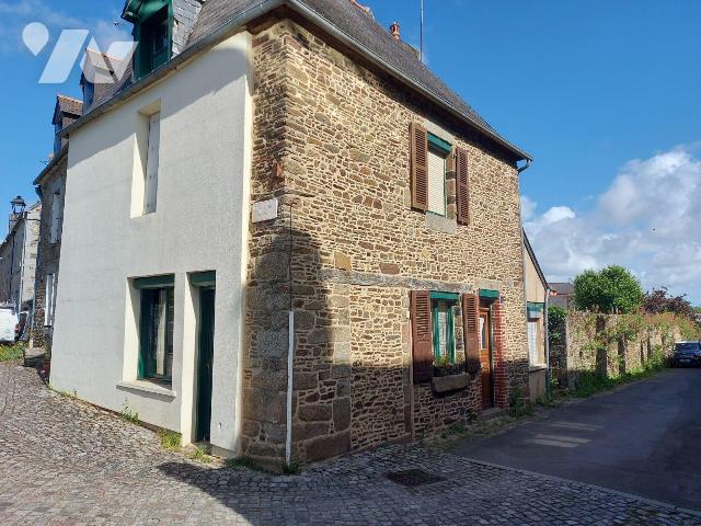 Maison 4 pièces 70 m² · à Bazouges-la-Pérouse · 70 m² · 70 000 €