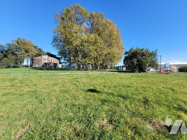 Terrain 539 m² · à Dinard · 539 m² · 230 000 €